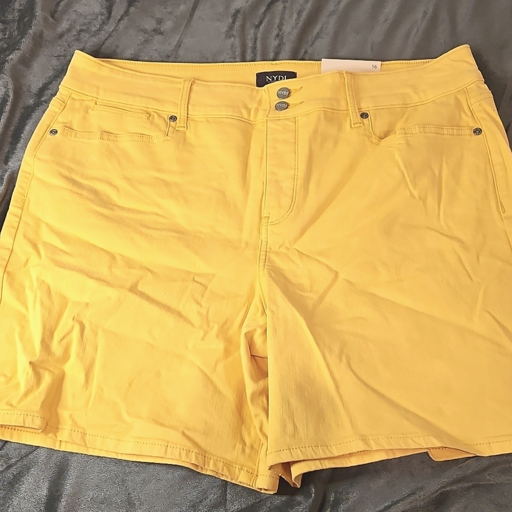 NWT sz. 16 NYDJ not your daughters jeans high waisted lift & tuck shorts 7"